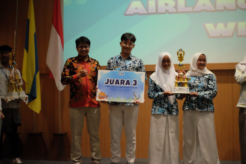 Kesan bahagia group "GOSPEL" SMAN 4 Bojonegoro Juara 3 Airlangga Maritim Week