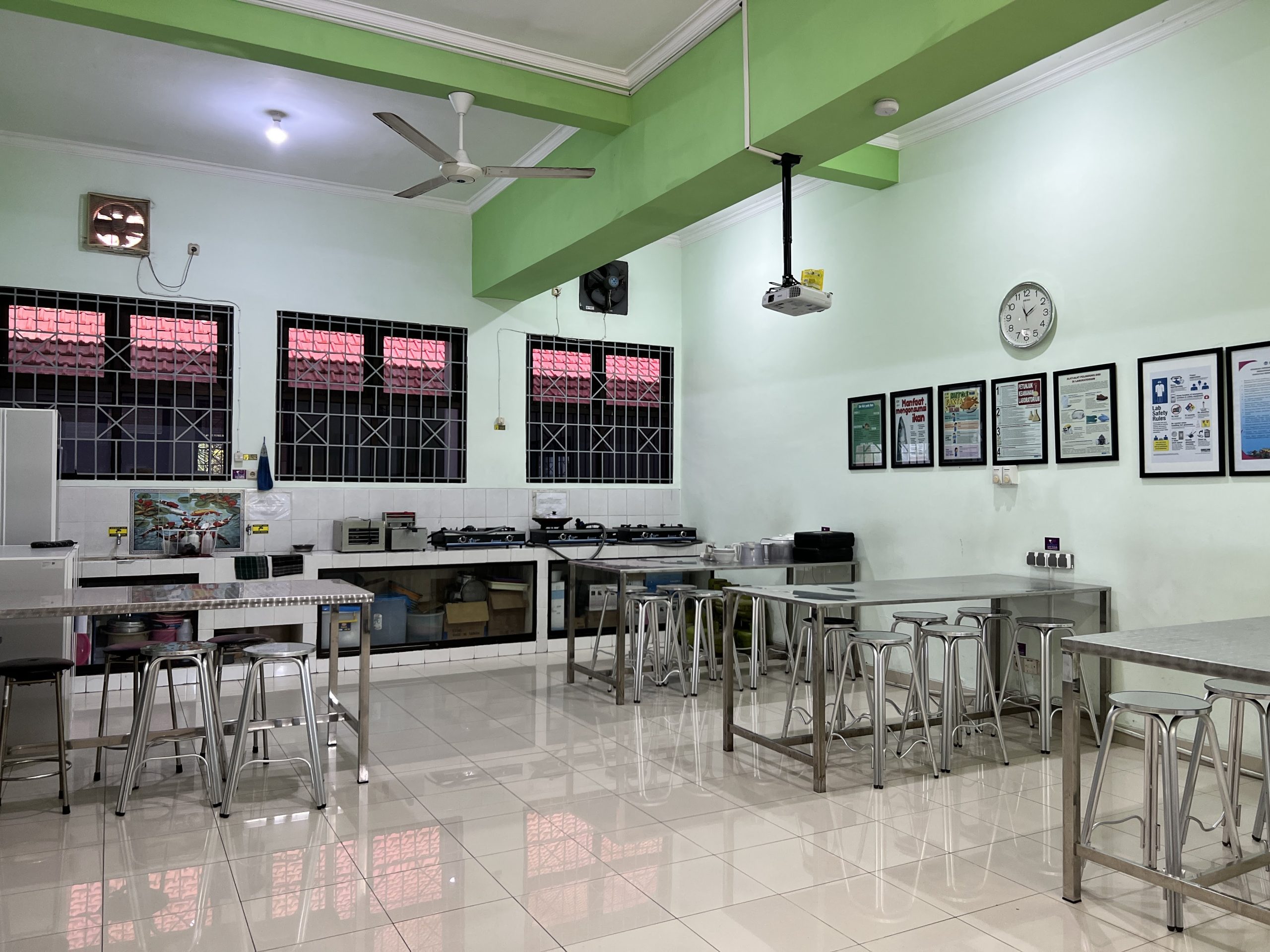 Laboratorium Pengolahan Ikan