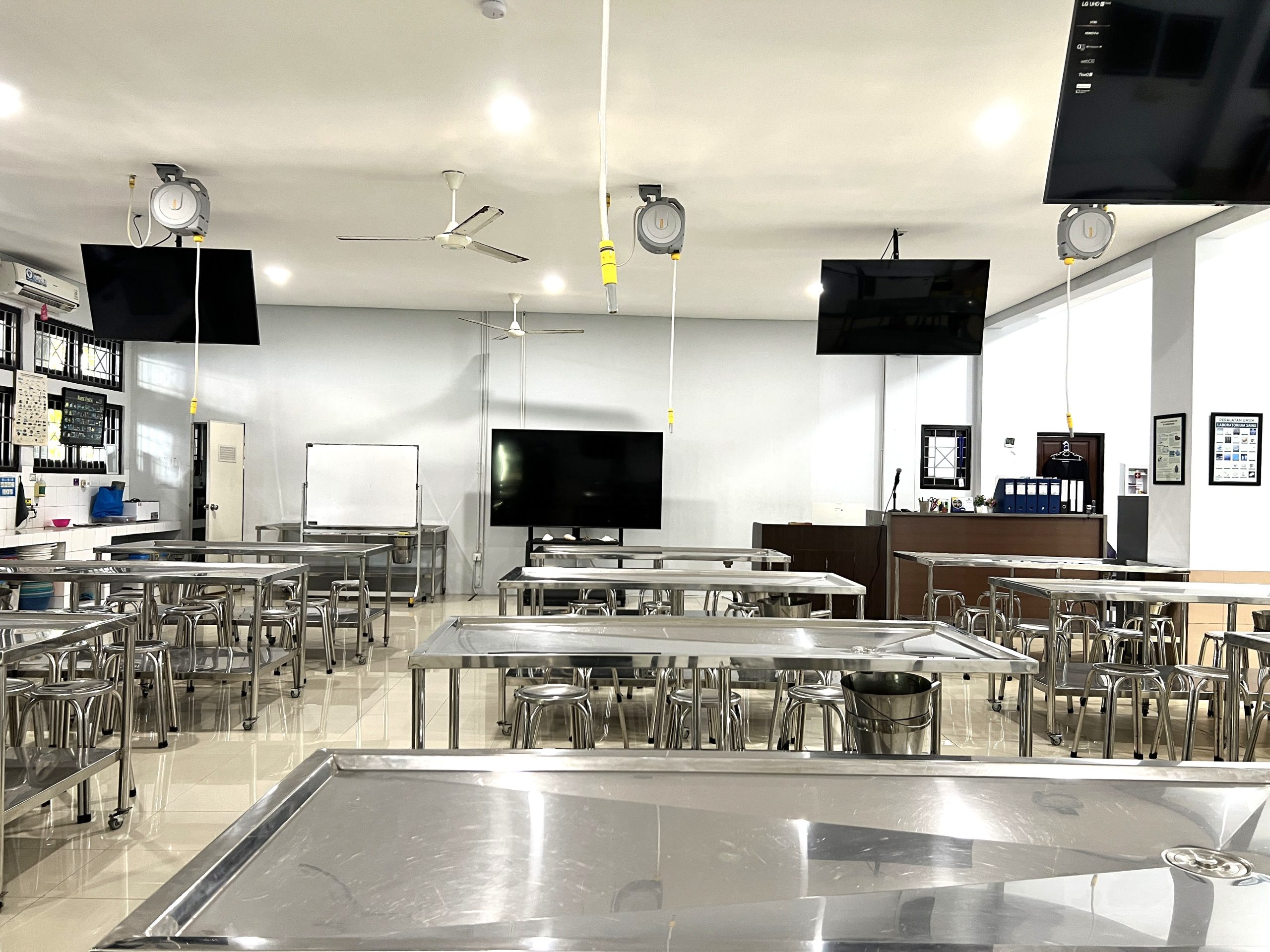 Laboratorium Anatomi dan Budidaya Ikan