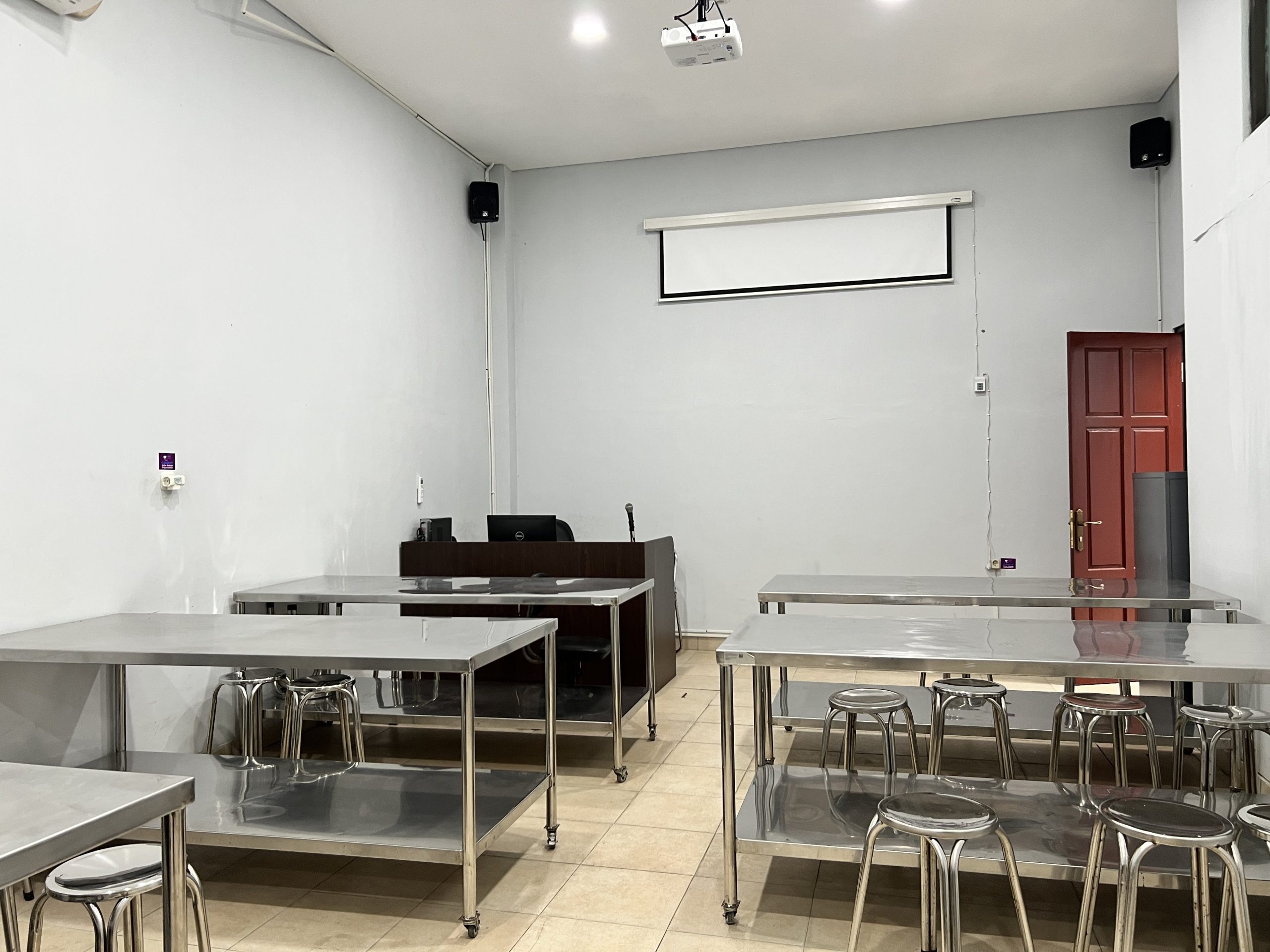 Laboratorium Nutrisi dan Pakan Ikan